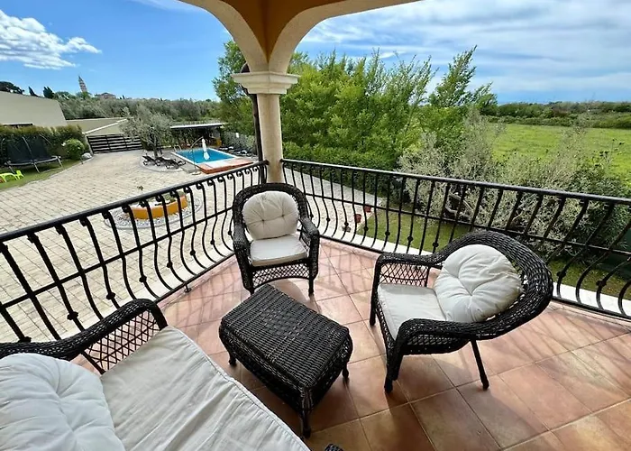 Apartment House Lucia